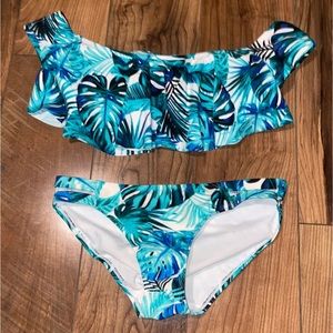 Leaf Off the Shoulder Bikini Swimsuit